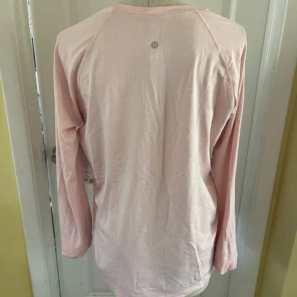 NWT Lululemon Pink Swiftly Tech Long Sleeve 2.0 - Size 16 - Picture 2 of 4